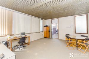 Image 12 - 197350