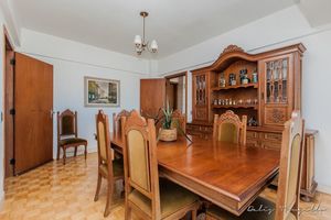 Image 14 - 197618