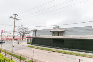 Image 13 - 197758
