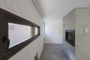 Image 15 - 197888