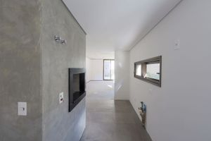 Image 14 - 197888