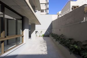 Image 6 - 197888