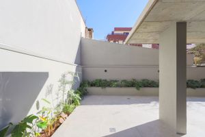 Image 9 - 197888