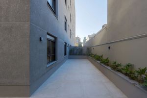 Image 11 - 197888