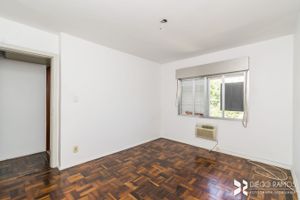 Image 6 - 197906