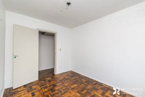 Image 11 - 197906