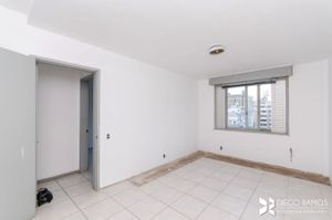 Image 3 - 197960