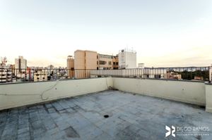 Image 11 - 197960