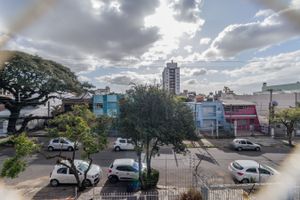 Image 16 - 197982