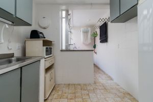 Image 21 - 197982