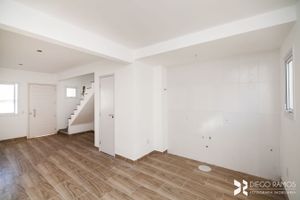 Image 11 - 197991