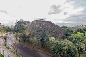Image 21 - 198035