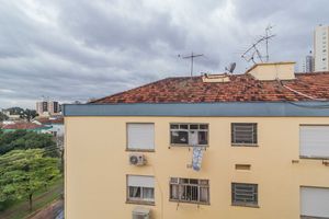 Image 3 - 198035