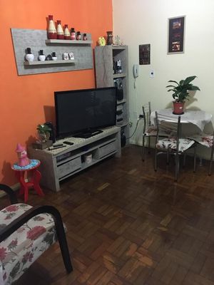 Image 1 - 198089