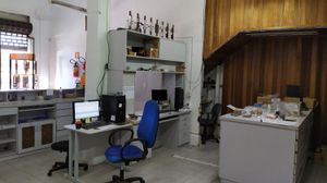 Image 4 - 198111