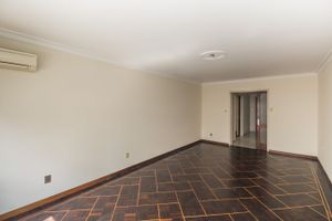 Image 3 - 198293