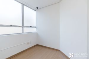 Image 13 - 198399