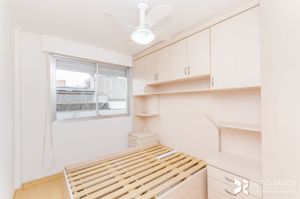 Image 6 - 198422
