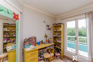 Image 13 - 198423