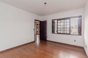 Image 11 - 198516