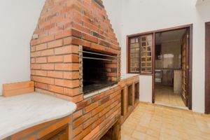 Image 31 - 198516