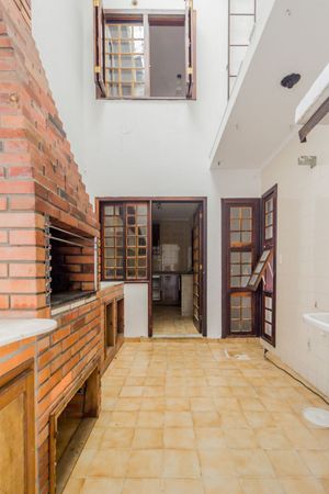 Image 32 - 198516