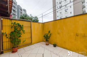 Image 8 - 198605