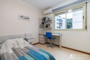 Image 9 - 198889