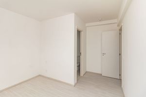 Image 9 - 198926