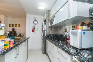 Image 16 - 199106
