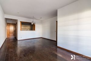 Image 1 - 199401