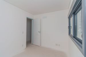 Image 9 - 199407