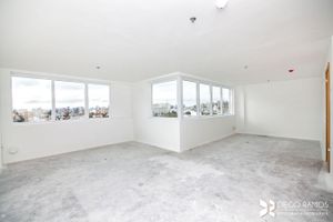 Image 1 - 199431