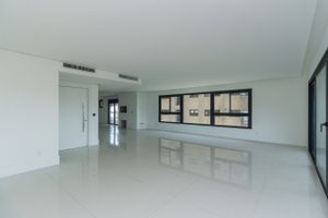 Image 0 - 199618