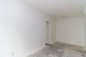 Image 3 - 199906