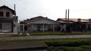 Image 0 - 200200