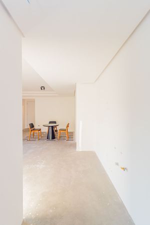 Image 27 - 200416