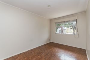 Image 11 - 200617