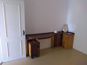Image 14 - 200989