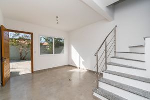 Image 3 - 201160