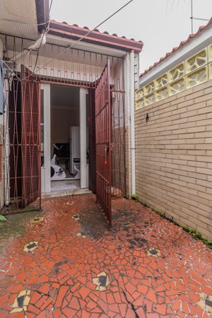 Image 34 - 201210