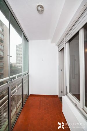 Image 15 - 201261