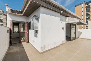 Image 32 - 201265