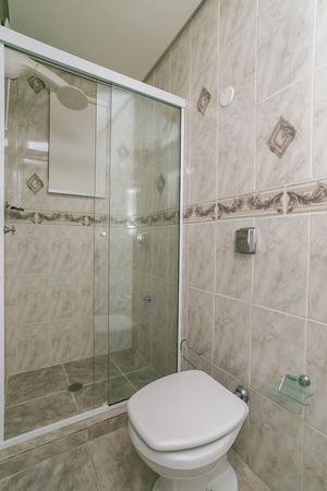 Image 33 - 201360