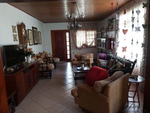 Image 4 - 201825