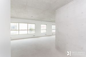 Image 2 - 201881