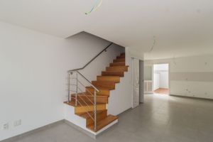 Image 2 - 202066