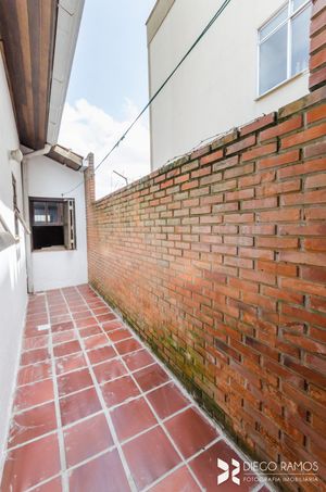 Image 18 - 202083