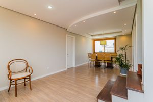 Image 11 - 202142