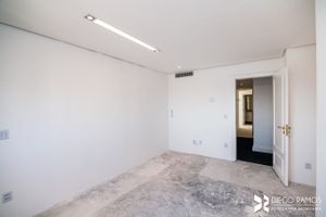 Image 32 - 202293